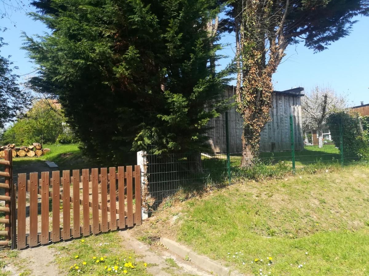 Le Gite Insolite Gonnedouille Gonneville-en-Auge Extérieur photo